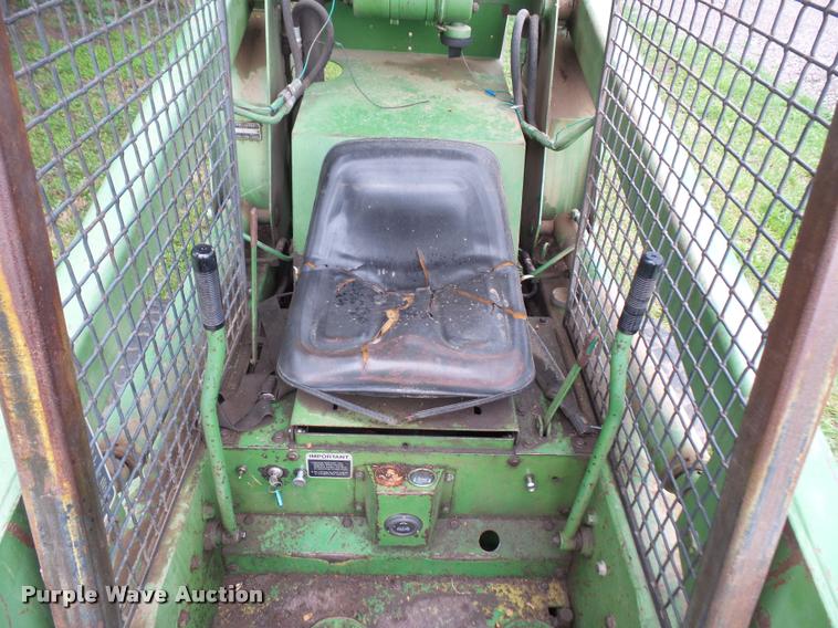 image for item DA8077 John Deere 170 skid steer