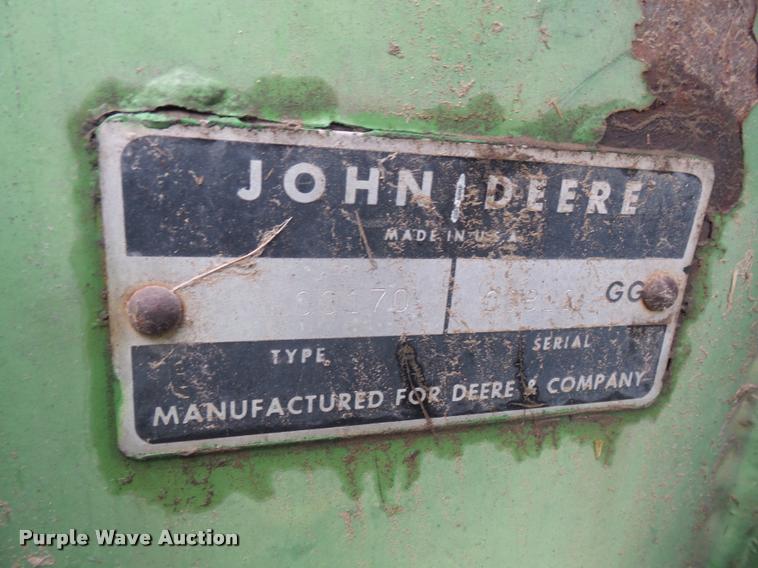 image for item DA8077 John Deere 170 skid steer