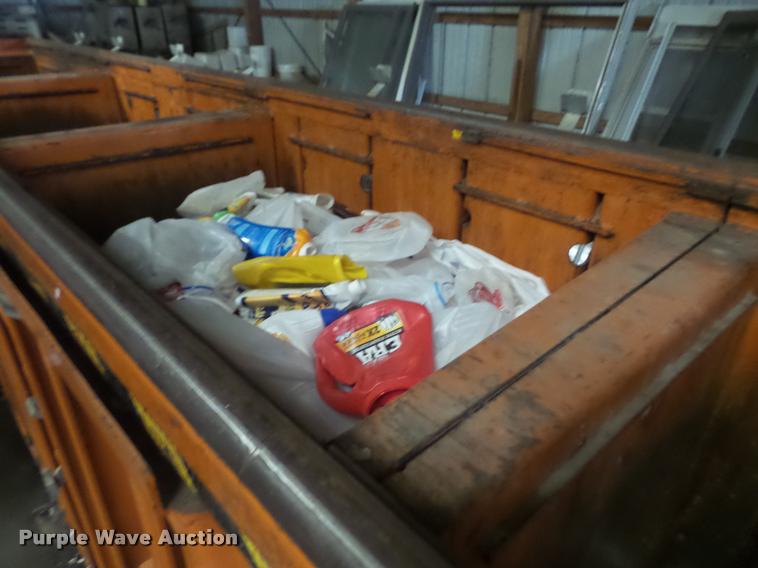 image for item DA8082 2003 Orwak 9020 recycle baler