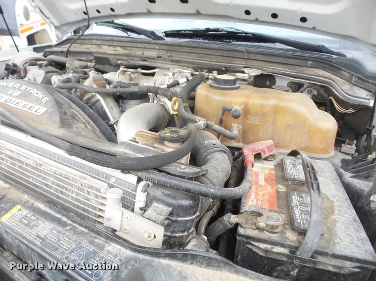 image for item DA8095 2008 Ford F550 Crew Cab flatbed truck