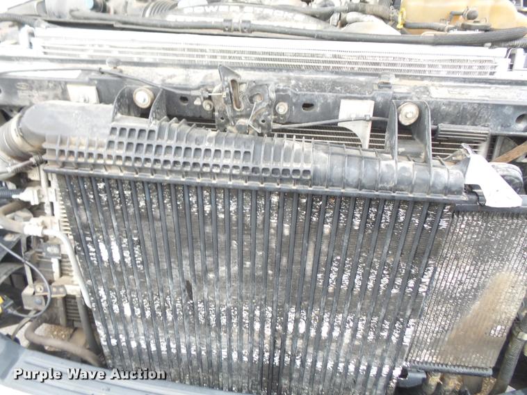 image for item DA8095 2008 Ford F550 Crew Cab flatbed truck