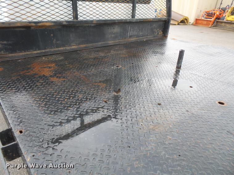 image for item DA8095 2008 Ford F550 Crew Cab flatbed truck