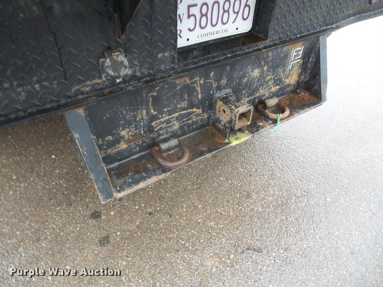 image for item DA8095 2008 Ford F550 Crew Cab flatbed truck