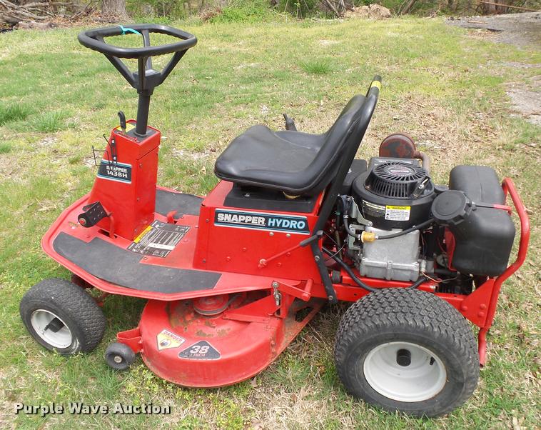 image for item DA9086 Snapper 1438H lawn mower