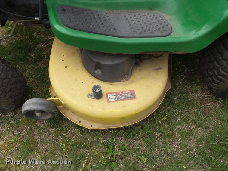 image for item DA9090 John Deere D110 lawn mower