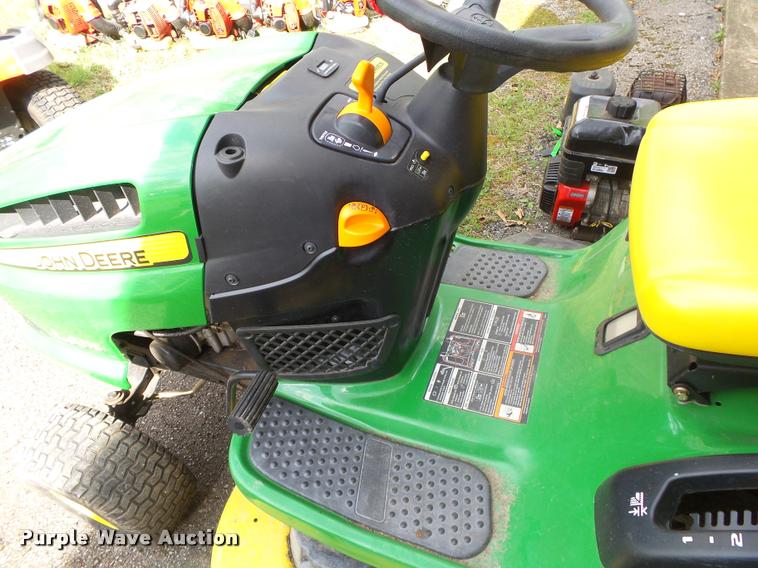 image for item DA9103 John Deere LA115 lawn mower