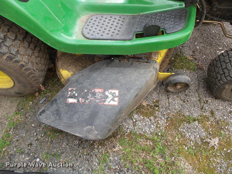 image for item DA9103 John Deere LA115 lawn mower