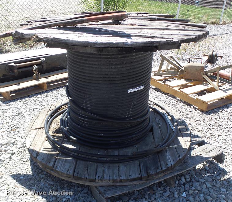 image for item DA9452 Fuiikura LTD ADSS fiber optic cable