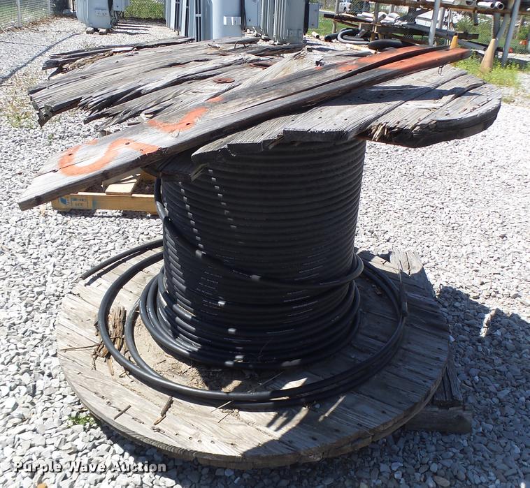 image for item DA9452 Fuiikura LTD ADSS fiber optic cable