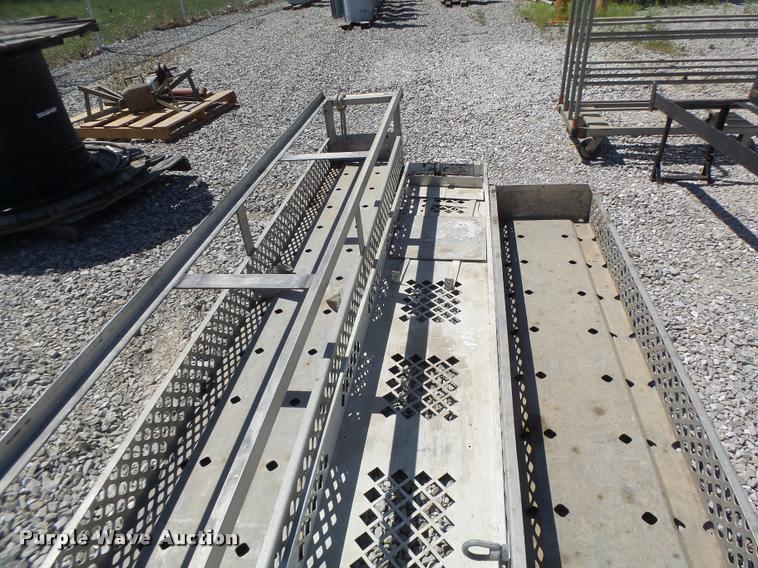 image for item DA9453 Utility racks