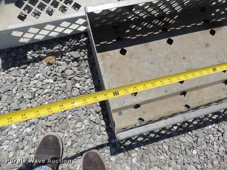 image for item DA9453 Utility racks