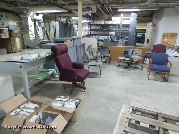 image for item DA9458 Office furniture