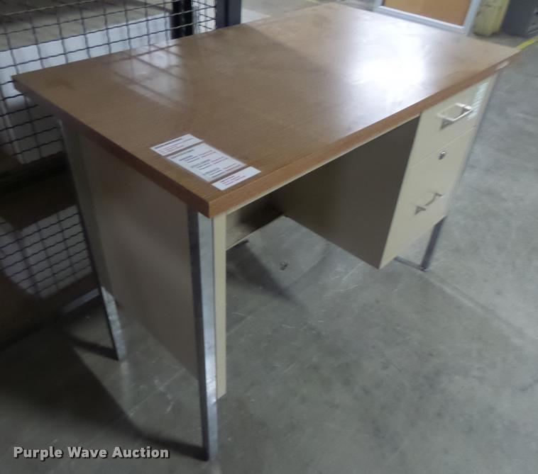 image for item DA9458 Office furniture