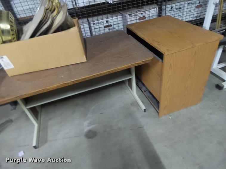 image for item DA9458 Office furniture