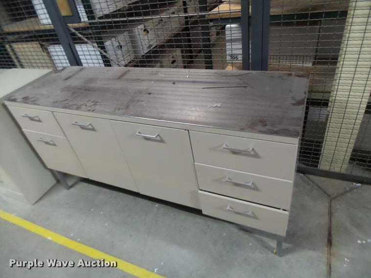 image for item DA9458 Office furniture