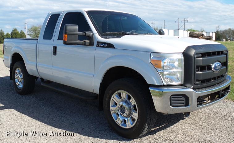 image for item DB0159 2011 Ford F250 Super Duty SuperCab pickup truck