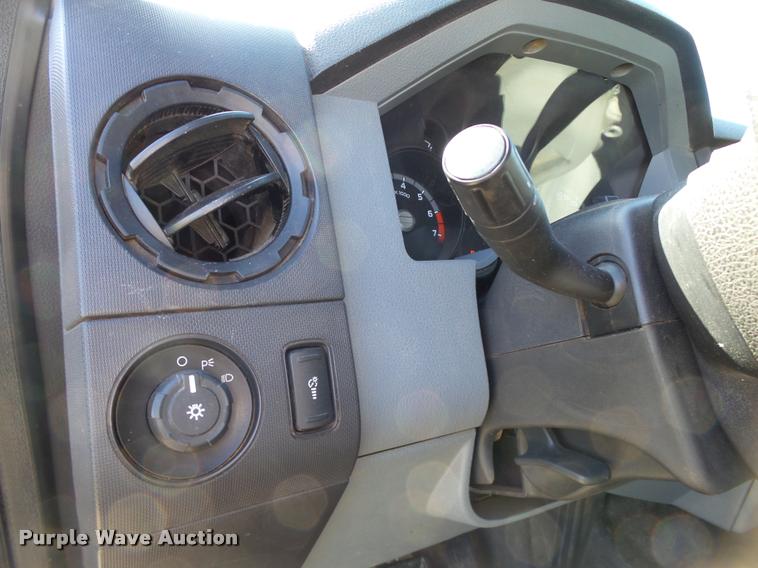 image for item DB0159 2011 Ford F250 Super Duty SuperCab pickup truck