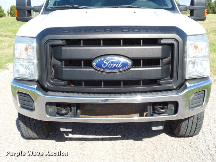 image for item DB0159 2011 Ford F250 Super Duty SuperCab pickup truck