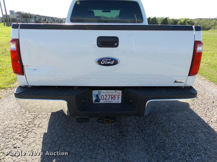 image for item DB0159 2011 Ford F250 Super Duty SuperCab pickup truck