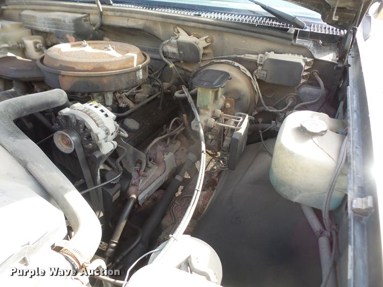 image for item DB0584 1992 Chevrolet 1500 Ext. Cab pickup truck