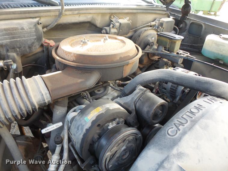 image for item DB0584 1992 Chevrolet 1500 Ext. Cab pickup truck