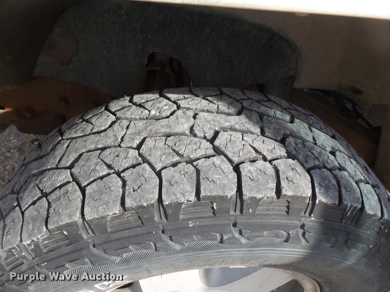 image for item DB0584 1992 Chevrolet 1500 Ext. Cab pickup truck