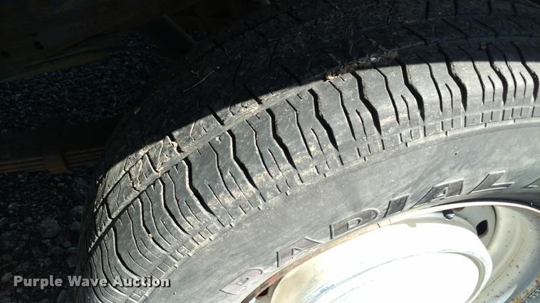 image for item DB0916 1995 Ford F150 XL pickup truck