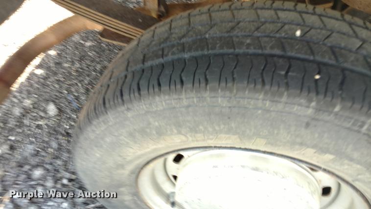 image for item DB0916 1995 Ford F150 XL pickup truck