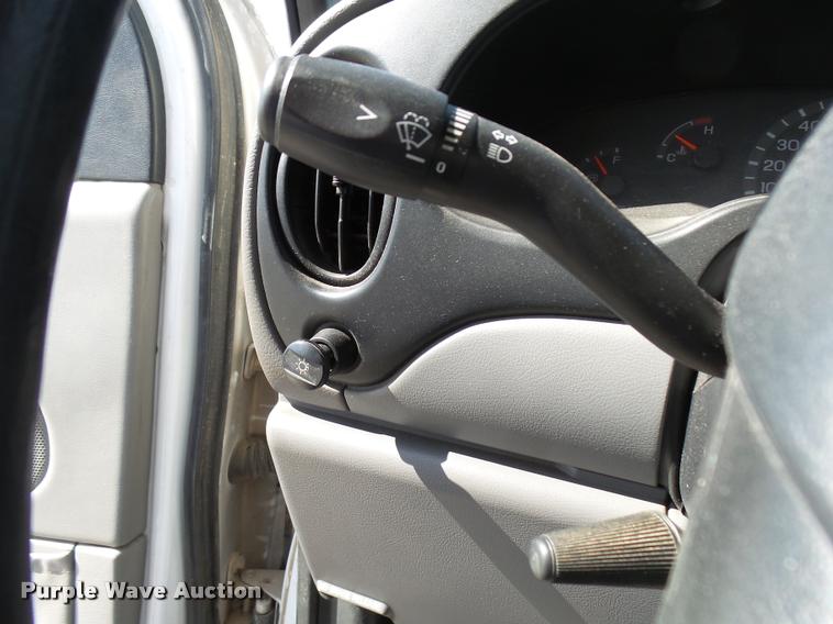 image for item DB2464 2000 Ford Econoline E450 ambulance