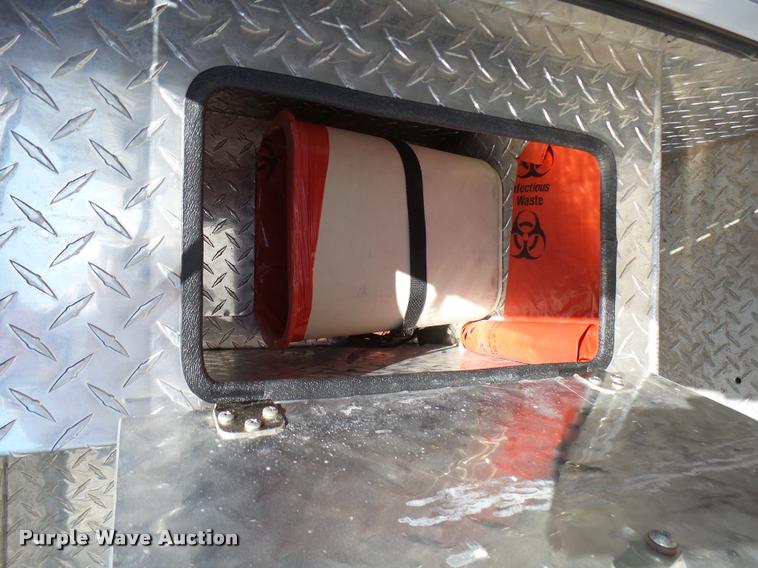 image for item DB2464 2000 Ford Econoline E450 ambulance