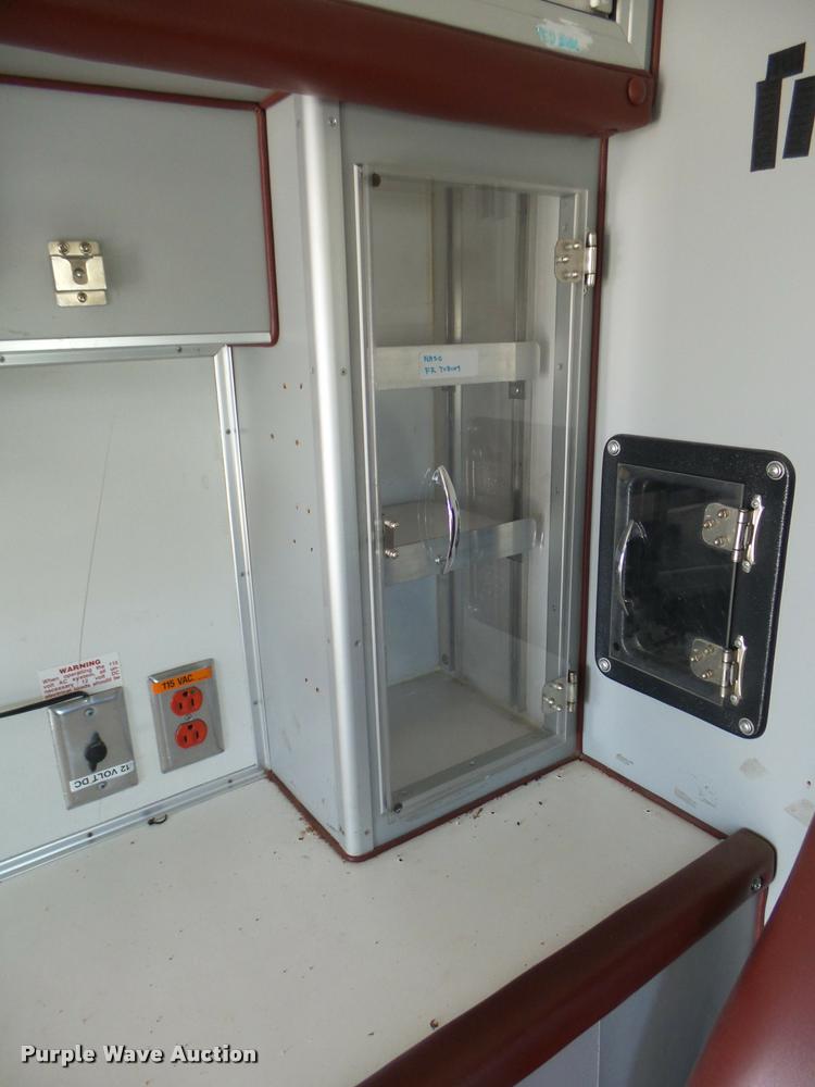 image for item DB2464 2000 Ford Econoline E450 ambulance