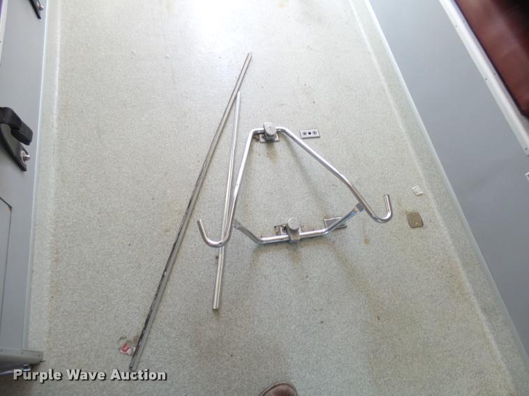 image for item DB2464 2000 Ford Econoline E450 ambulance