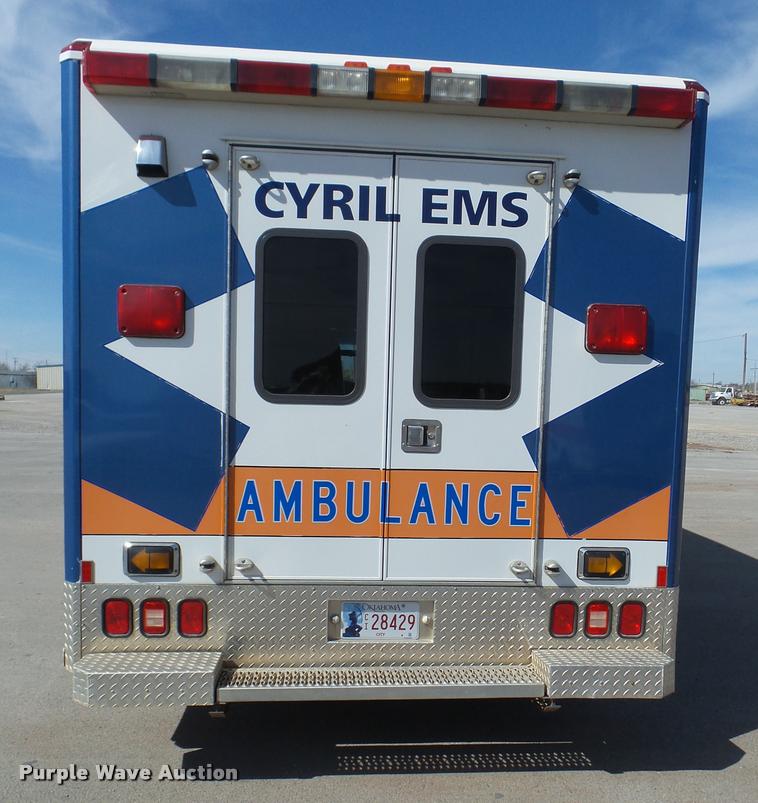 image for item DB2465 1998 Ford Econoline E450 ambulance