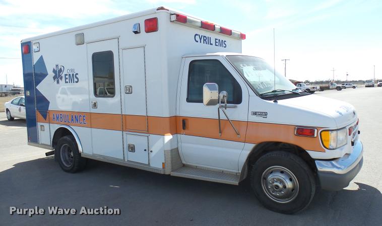 image for item DB2465 1998 Ford Econoline E450 ambulance