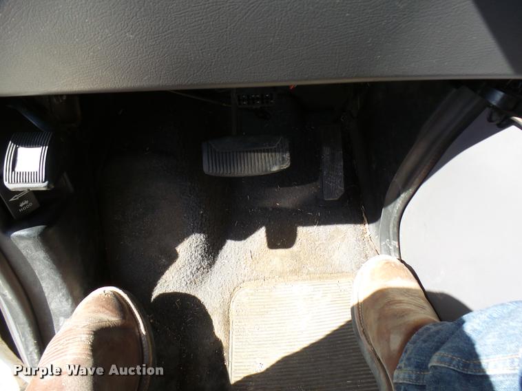 image for item DB2465 1998 Ford Econoline E450 ambulance