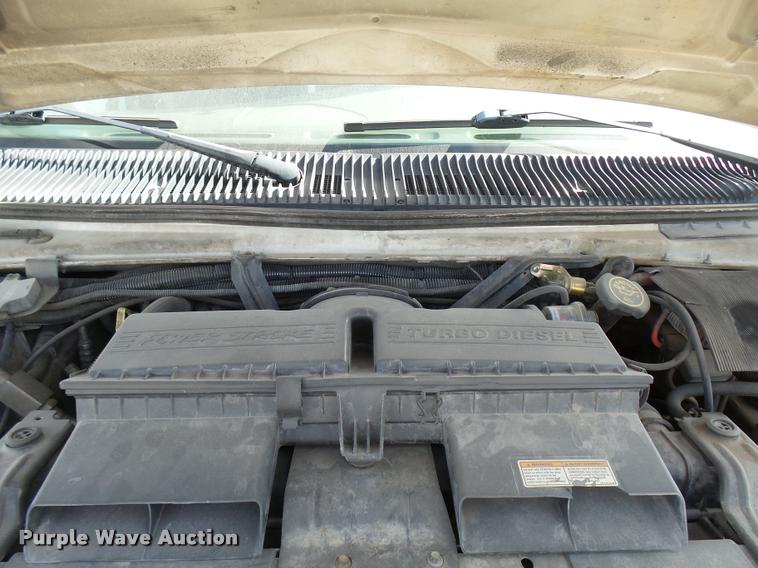 image for item DB2465 1998 Ford Econoline E450 ambulance