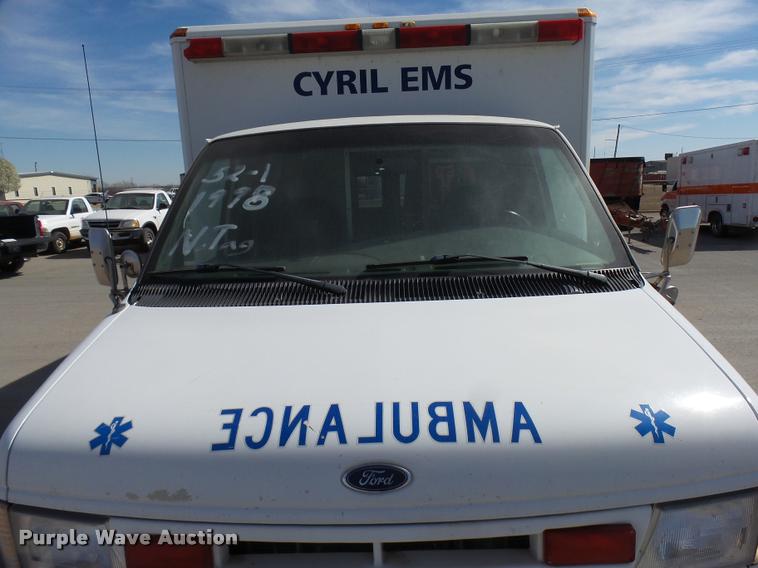 image for item DB2465 1998 Ford Econoline E450 ambulance