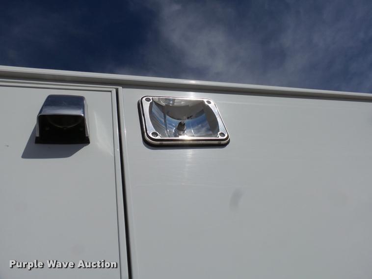 image for item DB2465 1998 Ford Econoline E450 ambulance