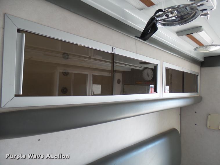 image for item DB2465 1998 Ford Econoline E450 ambulance