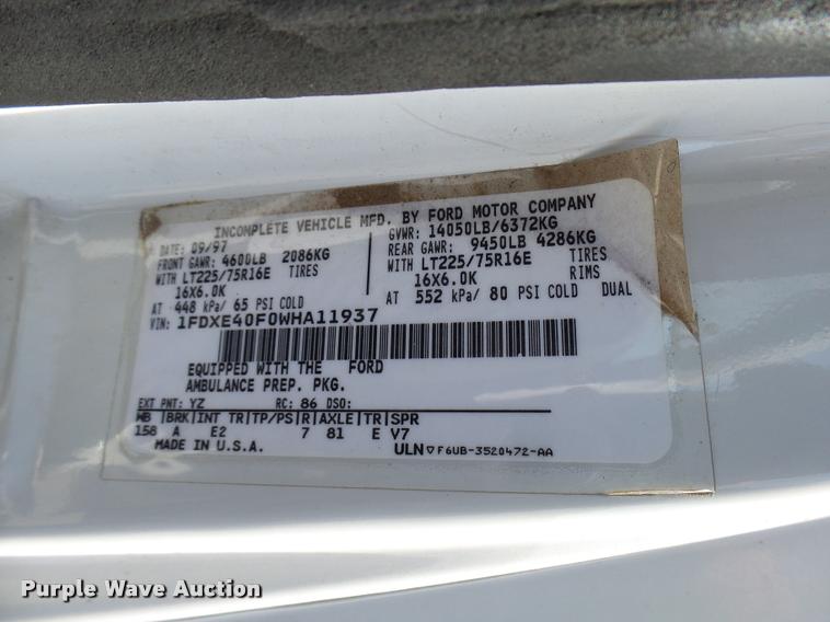 image for item DB2465 1998 Ford Econoline E450 ambulance