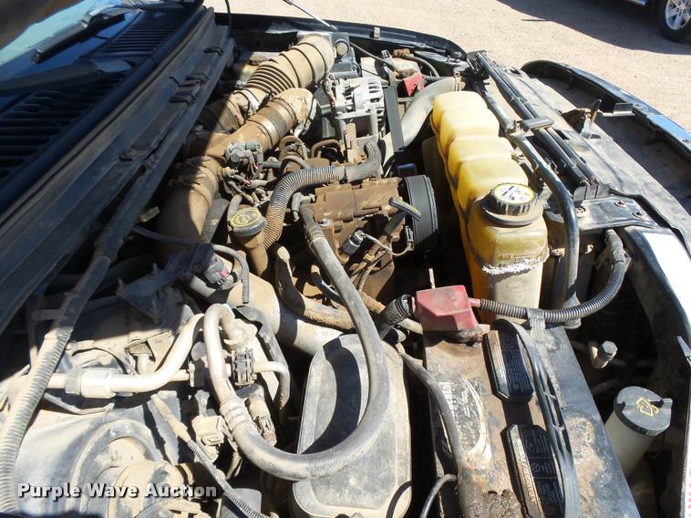 image for item DB2517 2001 Ford F250 Super Duty Crew Cab pickup truck