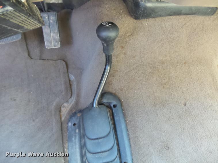 image for item DB2517 2001 Ford F250 Super Duty Crew Cab pickup truck