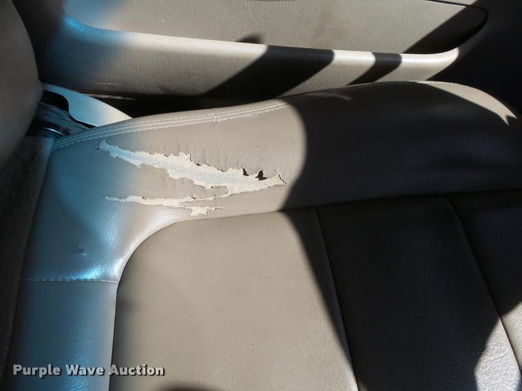 image for item DB2517 2001 Ford F250 Super Duty Crew Cab pickup truck