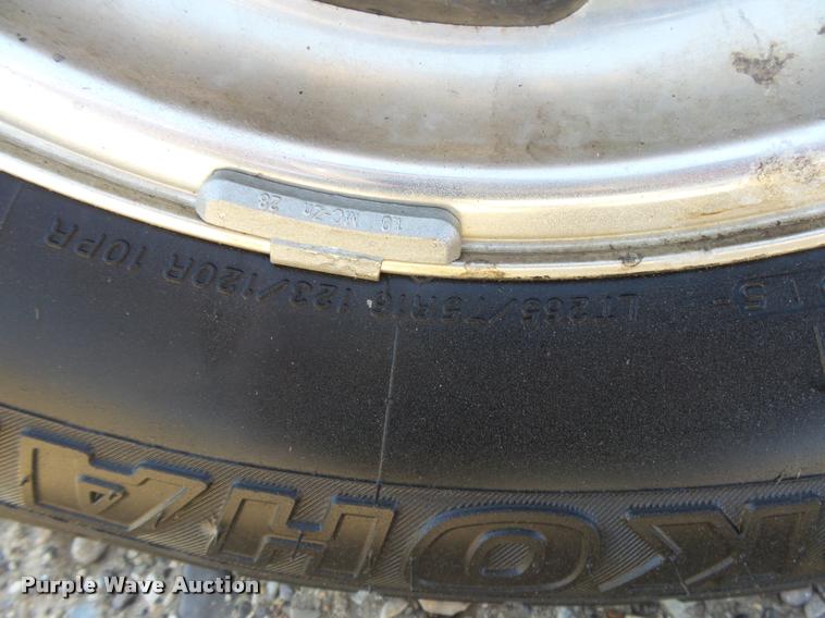 image for item DB2517 2001 Ford F250 Super Duty Crew Cab pickup truck