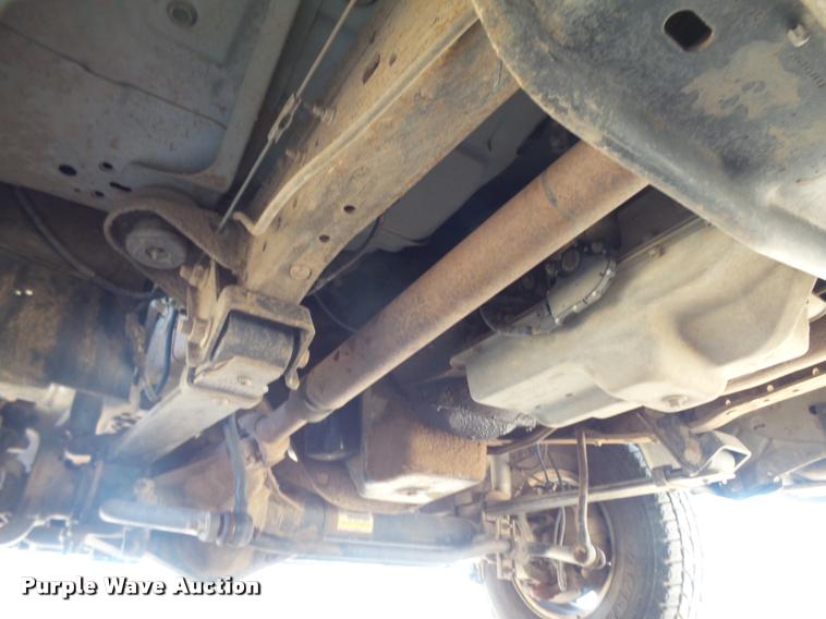 image for item DB2517 2001 Ford F250 Super Duty Crew Cab pickup truck