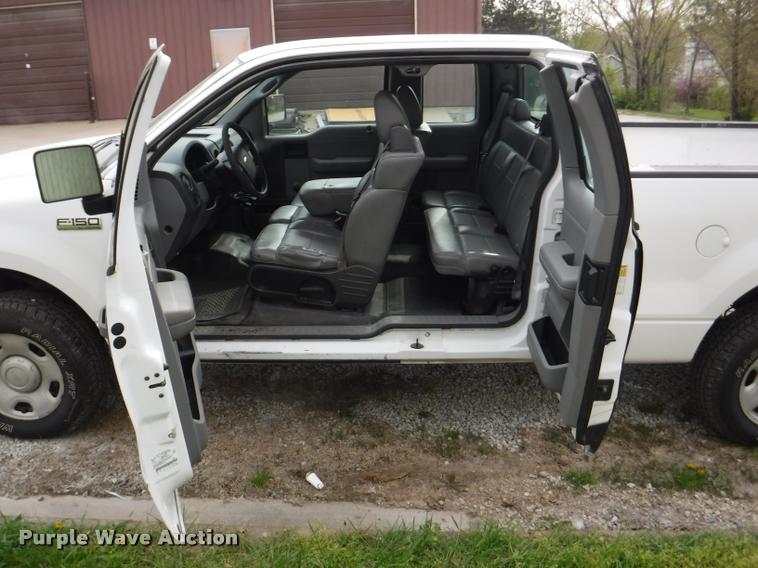 image for item DB3890 2007 Ford F150 XL SuperCab pickup truck