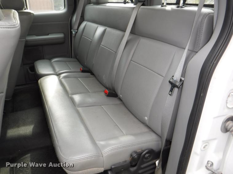 image for item DB3890 2007 Ford F150 XL SuperCab pickup truck