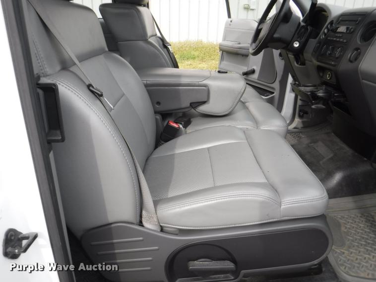 image for item DB3890 2007 Ford F150 XL SuperCab pickup truck