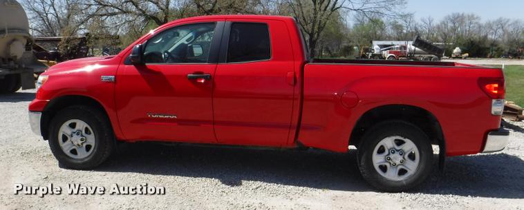 image for item DB3899 2008 Toyota Tundra Double Cab pickup truck