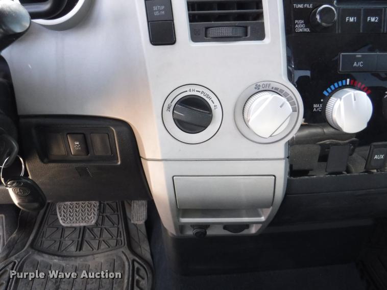 image for item DB3899 2008 Toyota Tundra Double Cab pickup truck